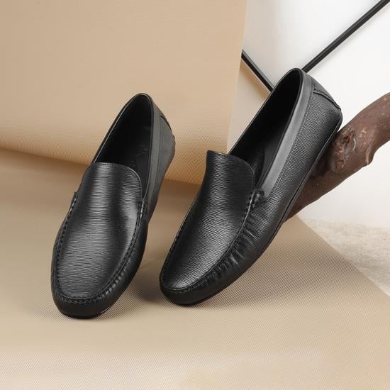 Men Black Casual Loafers