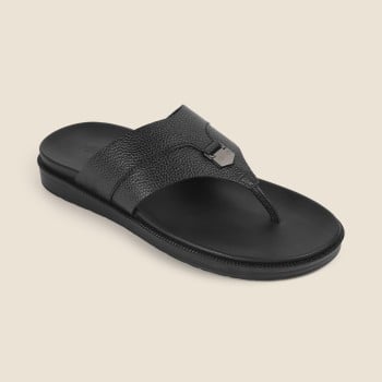 Metro Men Black Casual Slippers(SKU: 16-1084-11-41)