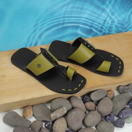 Men Green Ethnic Kolhapuris
