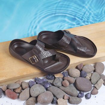 Metro Men Brown Casual Slippers(SKU: 16-1116-12-41)