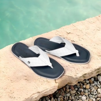 Metro Men White Casual Slippers(SKU: 16-1163-16-40)