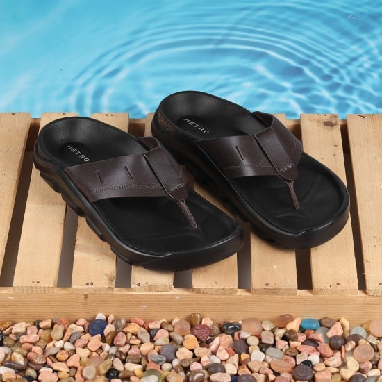 Men Brown Casual Slippers