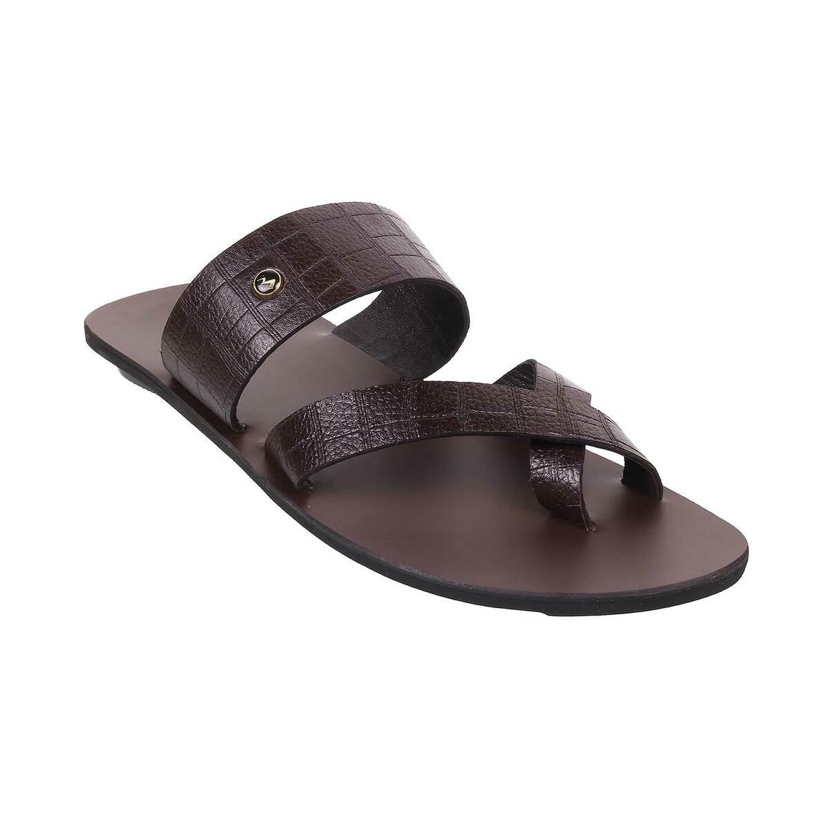 Cross deals chappal online