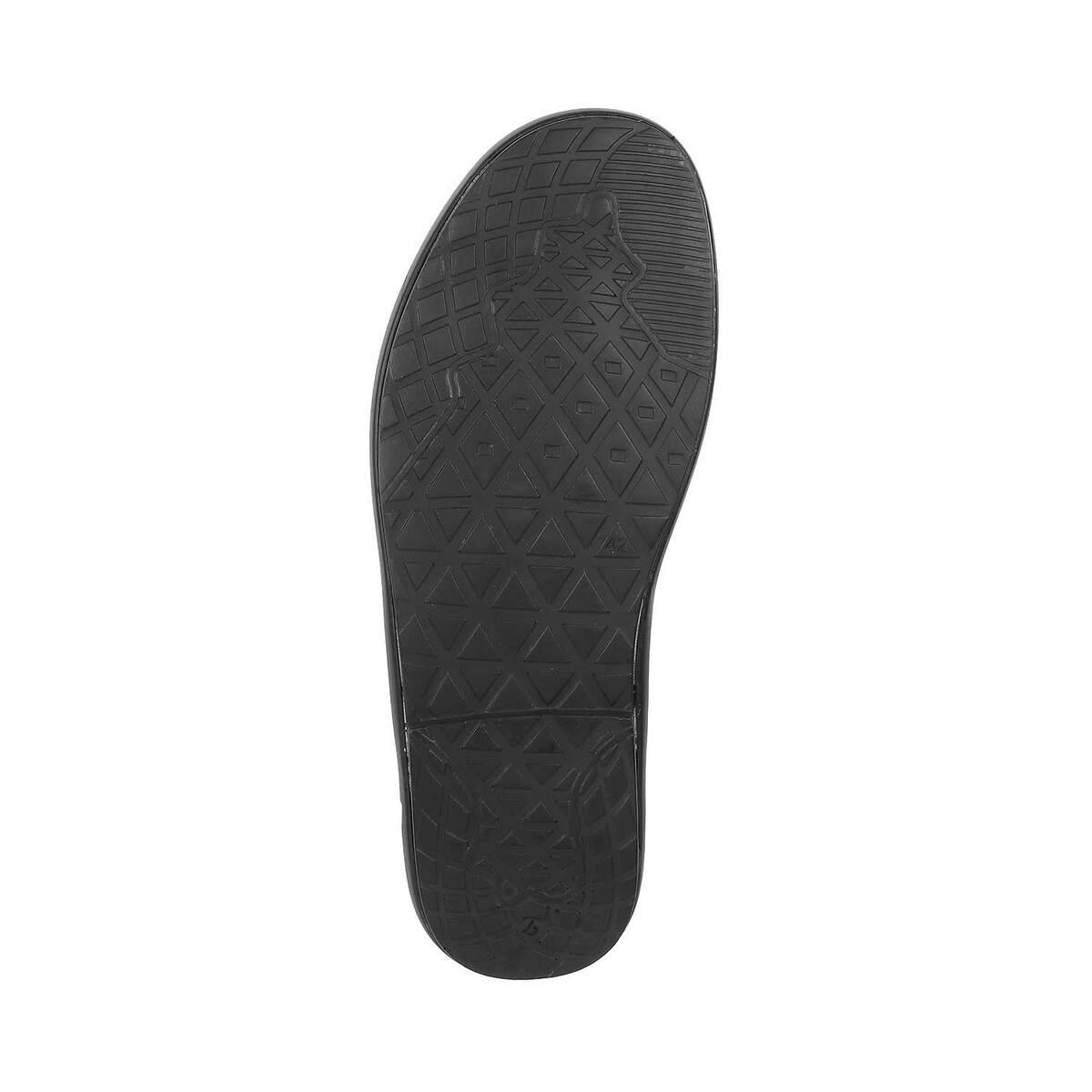 Buy Metro White Casual Slippers 16-412 online | Metro Shoes