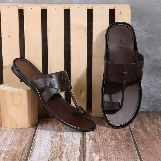 Men Brown Ethnic Slippers