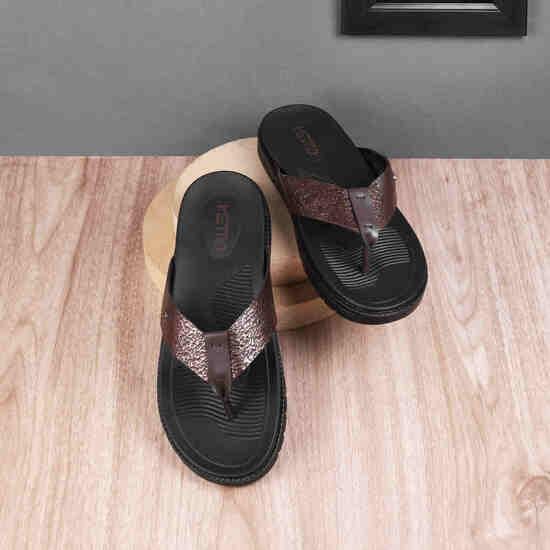 Men Brown Casual Slippers