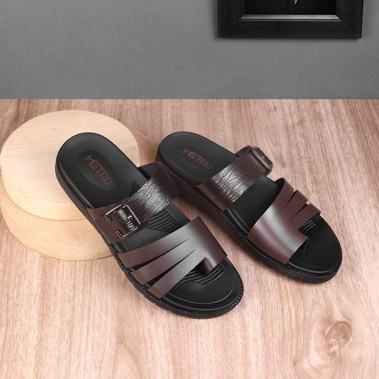 Men Brown Casual Slippers