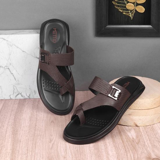 Men Brown Casual Slippers