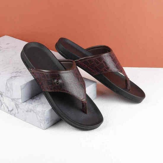 Men Maroon Casual Slippers