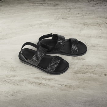 Metro Men Black Casual Sandals(SKU: 18-1108-11-40)