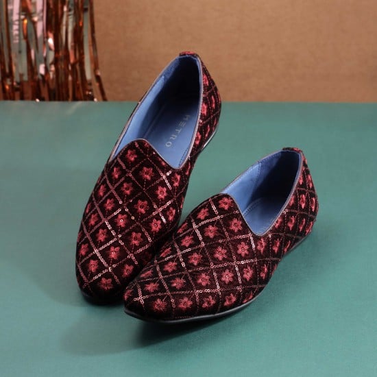 Men Wine Ethnic Jutis