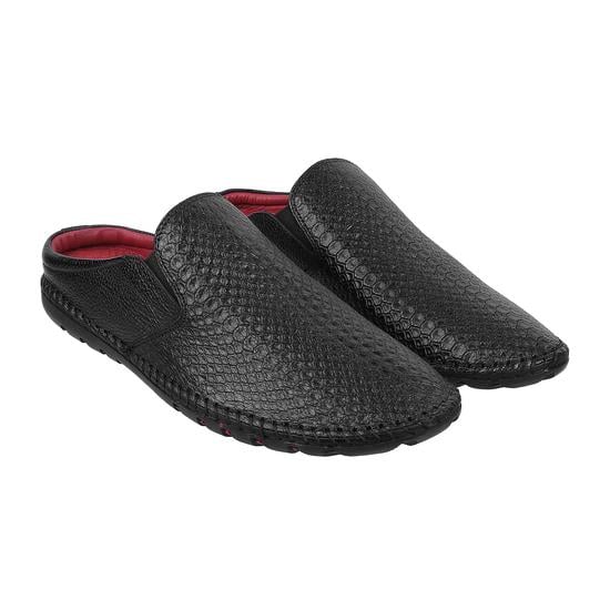 Men Black Casual Slip Ons