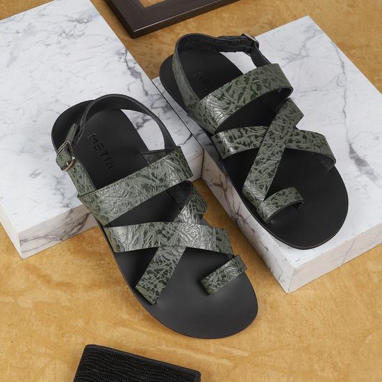 Men Green Casual Sandals