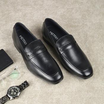 Metro Men Black Formal Moccasin(SKU: 19-432-11-40)