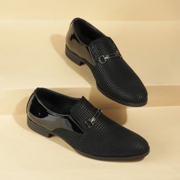 Metro Men Black Party Moccasin(SKU: 19-667-11-40)