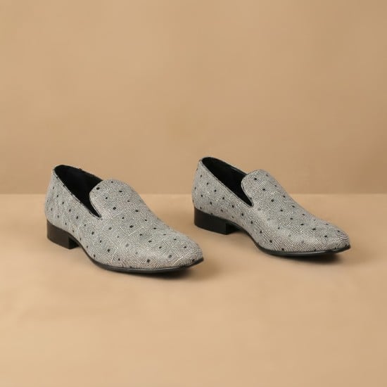 Men Off-white Party Moccasin