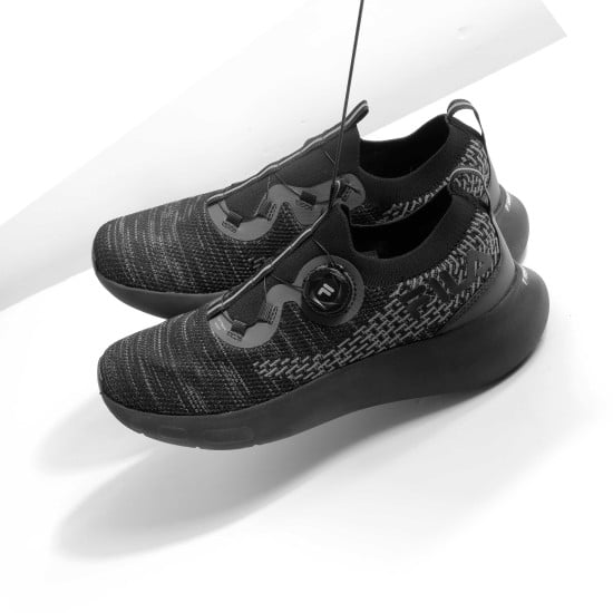 Men Black Casual Sneakers