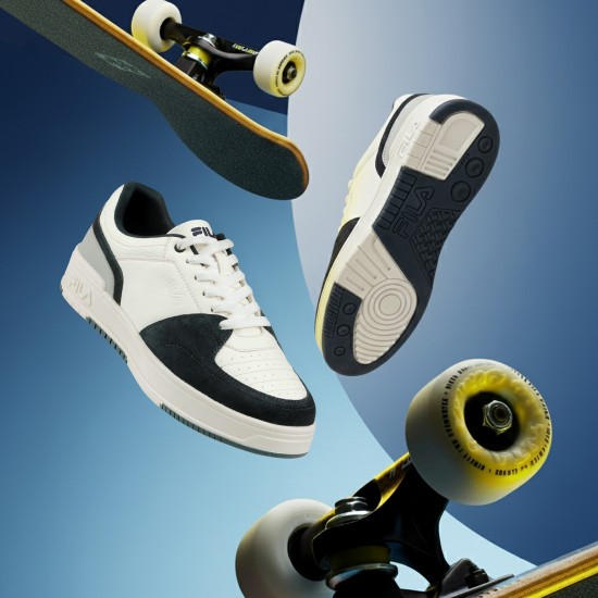 Men White Sports Sneakers