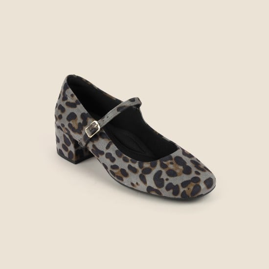 Women Black Casual Pumps