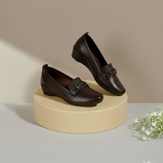 Women Brown Casual Pumps