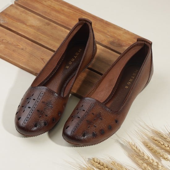 Women Rust Casual Ballerinas