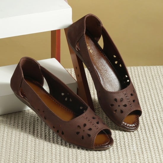 Women Brown Casual Ballerinas