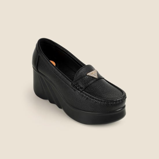 Women Black Casual Pumps
