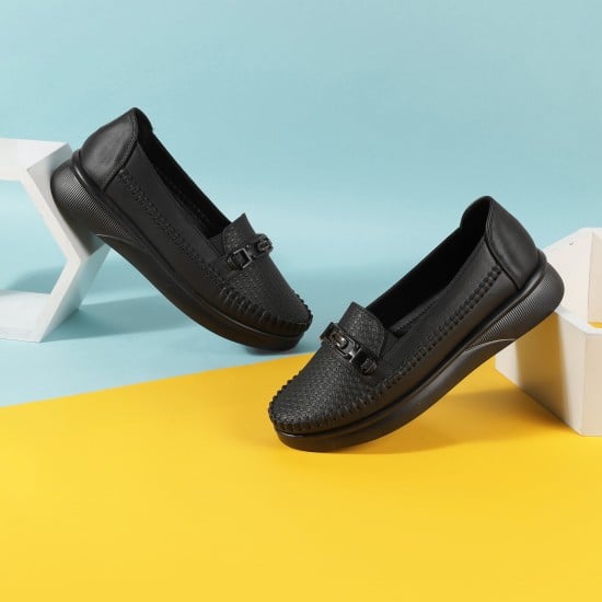 Women Black Casual Loafers