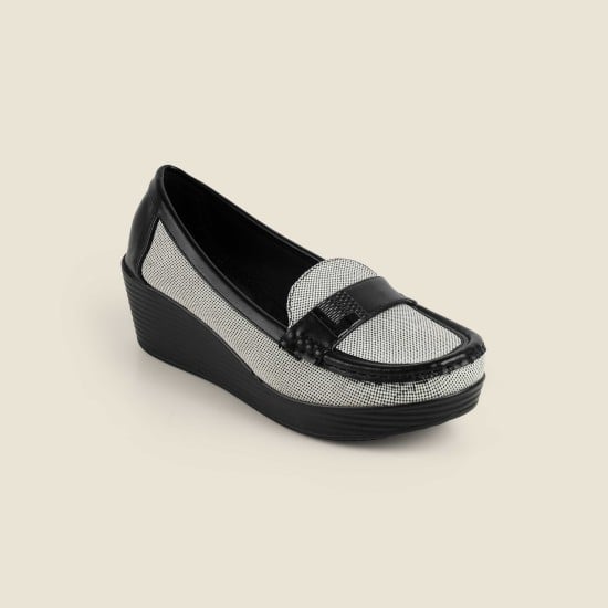 Women Black Casual Ballerinas