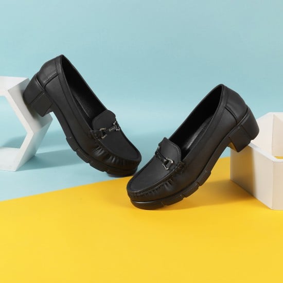 Women Black Casual Loafers