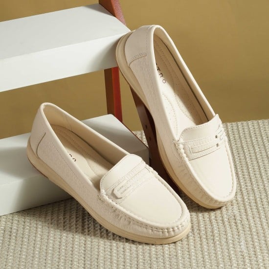 Women Off-white Casual Loafers