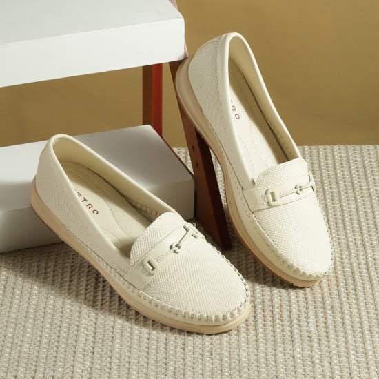 Women Off-white Casual Loafers