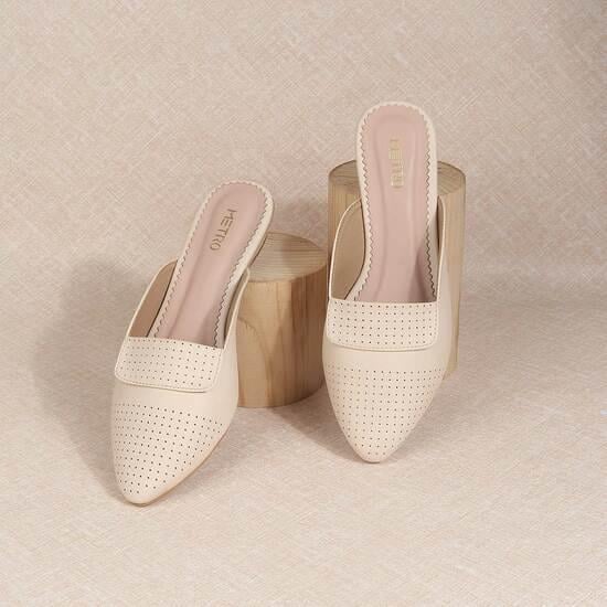 Women Beige Casual Sandals