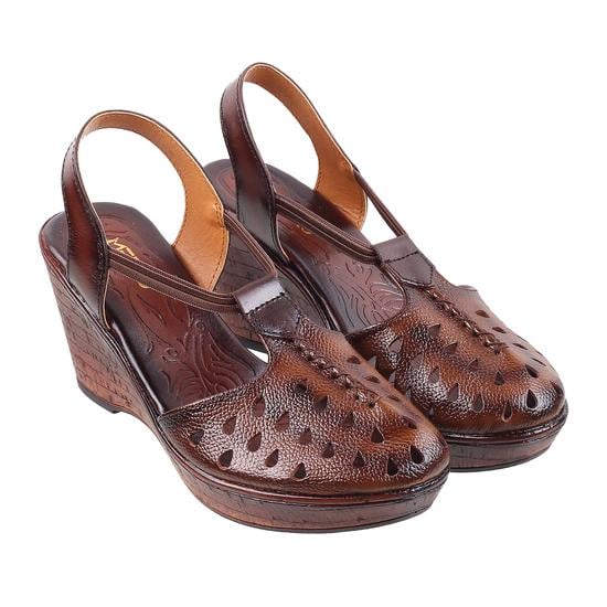 Women Rust Casual Sandals