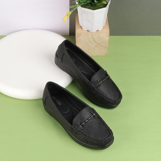 Women Black Casual Loafers