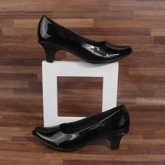 Women Black Formal Pumps