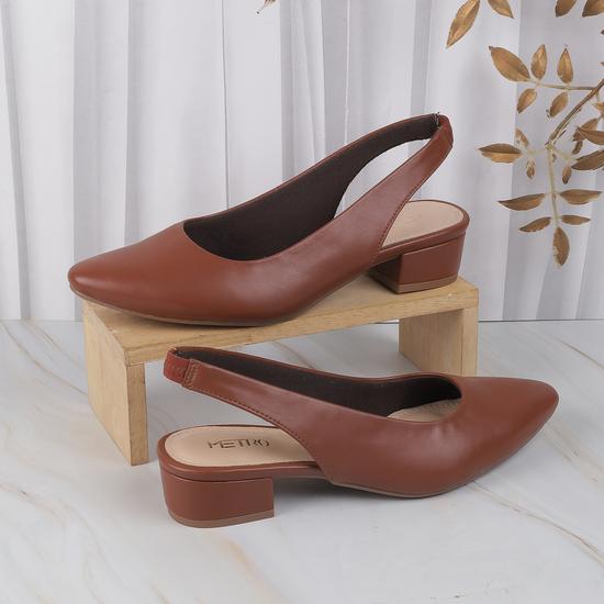 Women Tan Formal Sandals