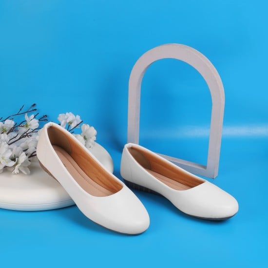Women White Casual Sandals