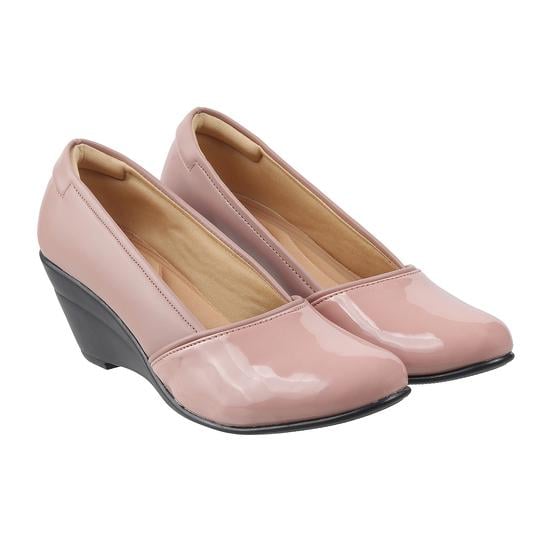 Women Peach Casual Pumps