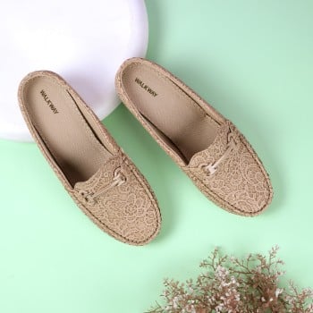 Walkway Women Beige-red Casual Slip Ons(SKU: 31-679-89-39)