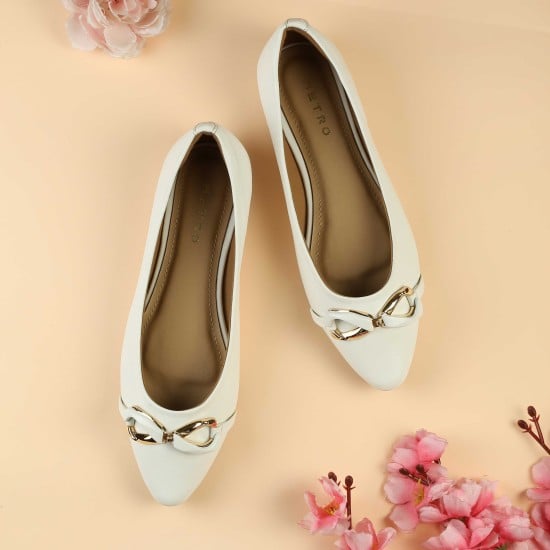 Women White Casual Ballerinas