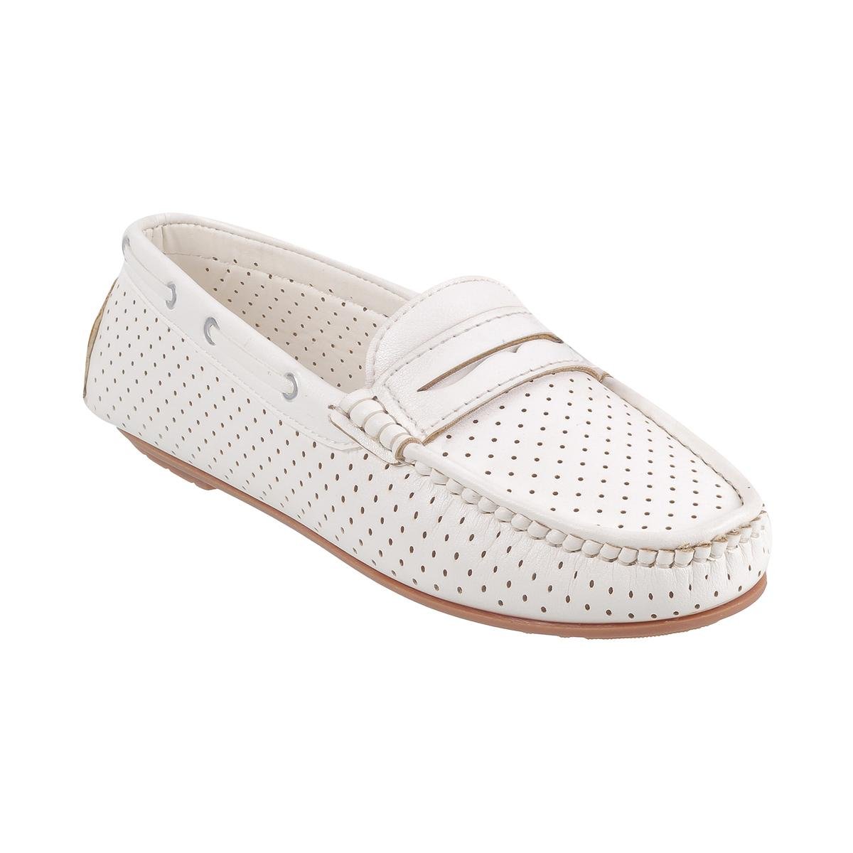 White deals casual loafers