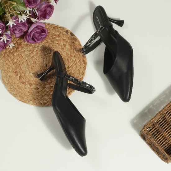 Women Black Formal Sandals