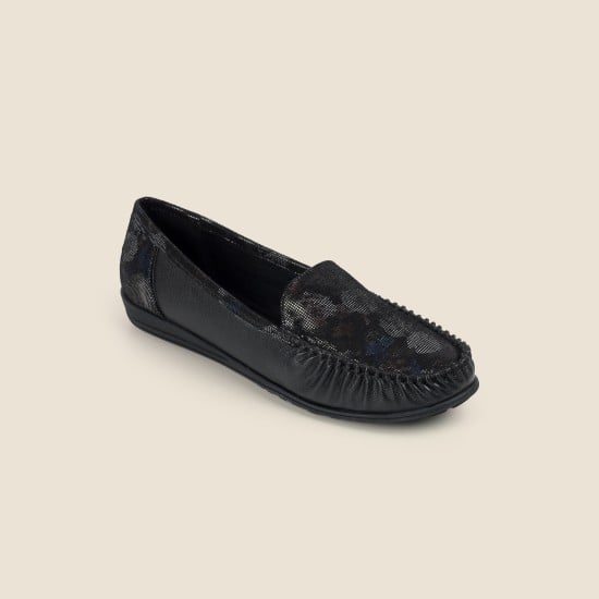 Women Black Casual Loafers