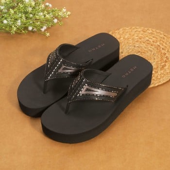 Metro Women Black Casual Slippers(SKU: 32-1350-11-36)