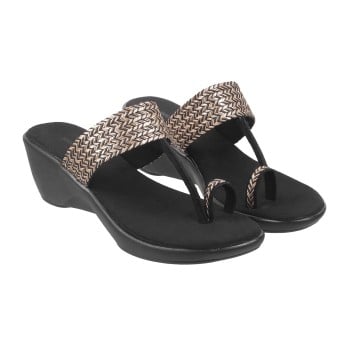 Walkway Women Black Ethnic Sandals(SKU: 32-260-11-36)
