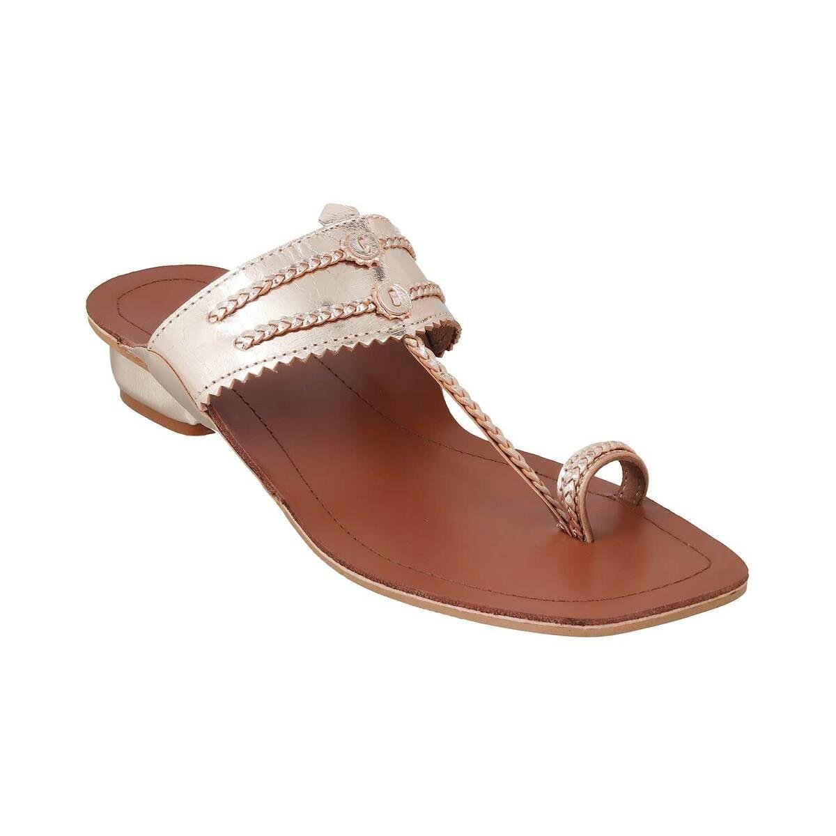 Online hot sale chappal ladies