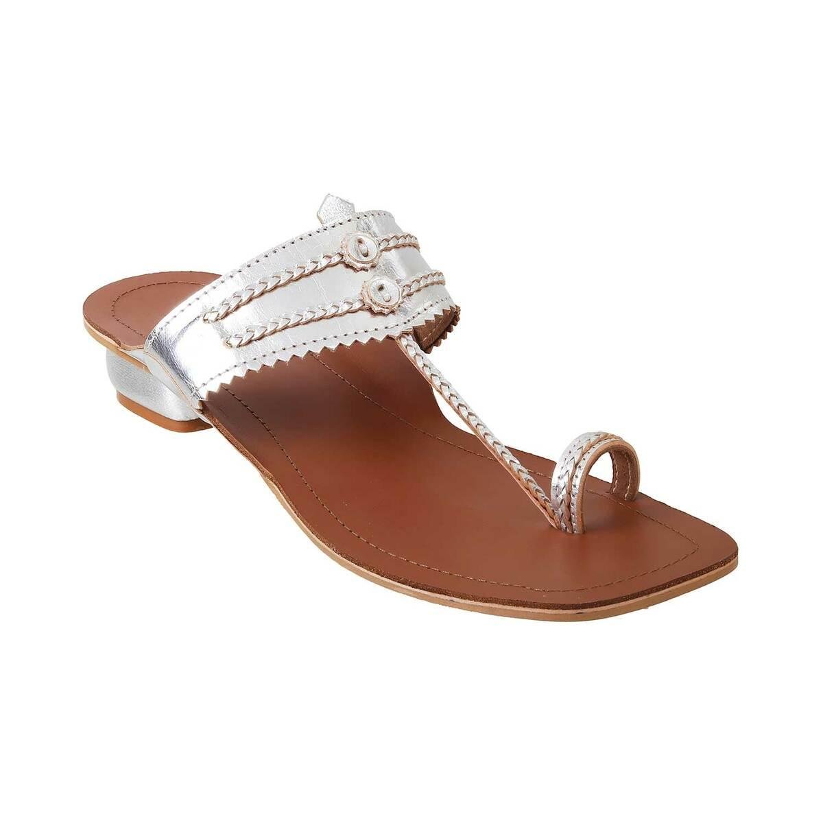 Tan block heels kolhapuri – irasoles