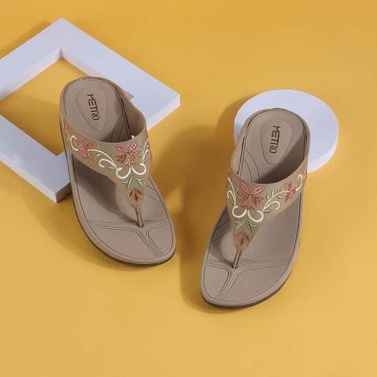 Women Beige Casual Sandals