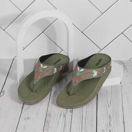 Women Green Casual Sandals